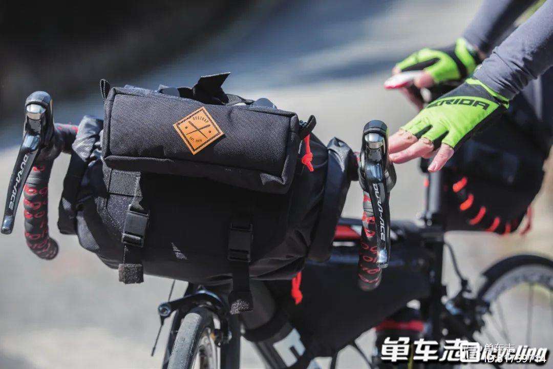 预选赛巅峰对决！祁连独角兽队小胜泰山鲨队队，冰球赛场再起波澜；临场应变见真章的简单介绍