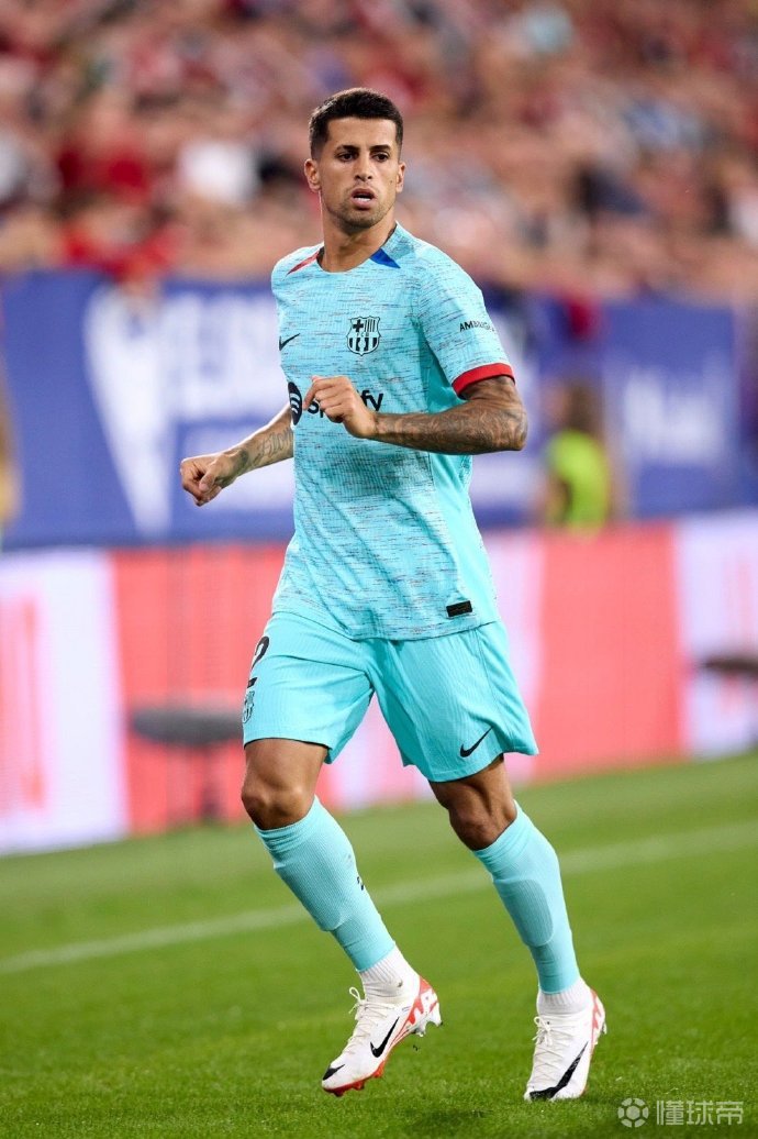 包含赛后巴塞罗那备战欧联;复出首秀细节曝光;目标明确;训练强度明显提升的词条 包含赛后巴塞罗那备战欧联;复出首秀细节曝光;目标明确;训练强度明显提升的词条