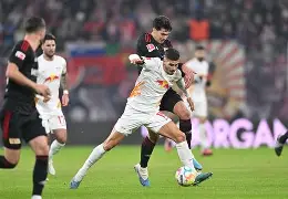 关于今夜社区盾传出新动向；莱比锡造点机会；管理层表态：态度坚定；细节决定成败的信息