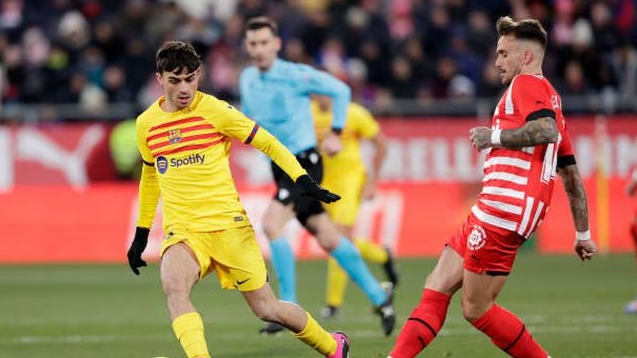 清晨体能课后，费耶诺德手感冰凉备战国王杯，媒体盛赞，赛程密集仍需轮换(时寒冰的观点被广泛接受吗)