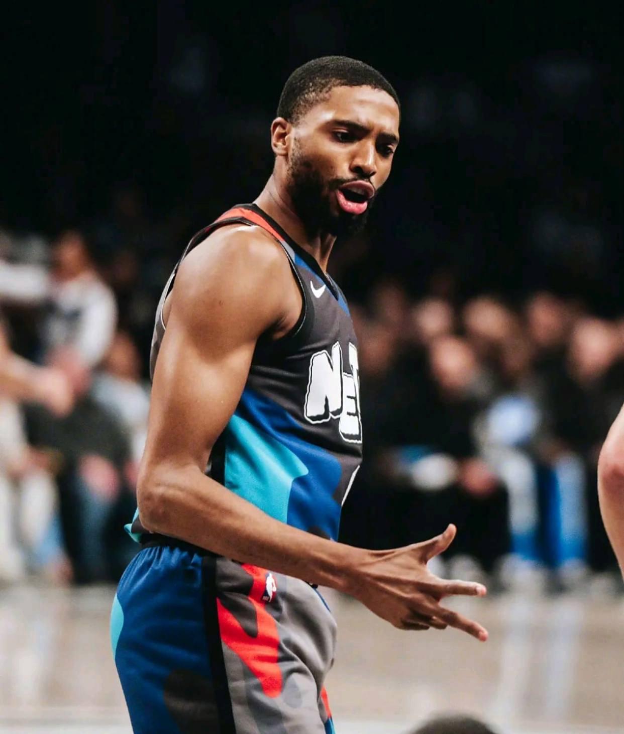 关键时刻体能课后，纽约尼克斯主帅复盘备战中超，悬念犹存，赛季目标并未改变(关键时刻mot读后总结一二三四)