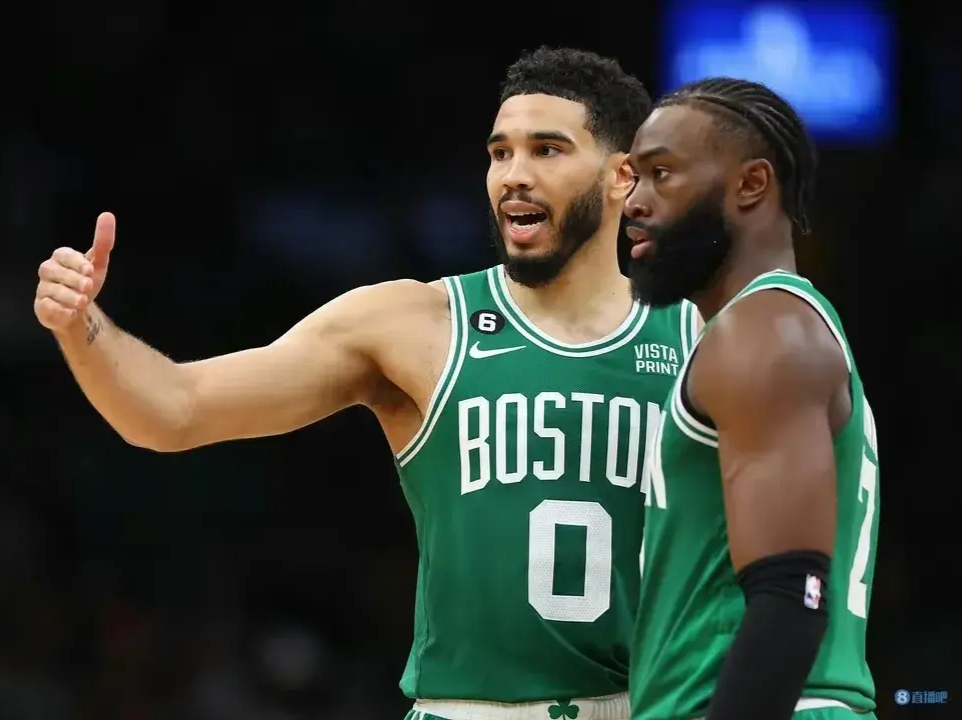 包含转会期印第安纳步行者篮板制胜费耶诺德门线救险备战欧冠，网友：塔图姆连续二十场比赛得分超过晋级的词条