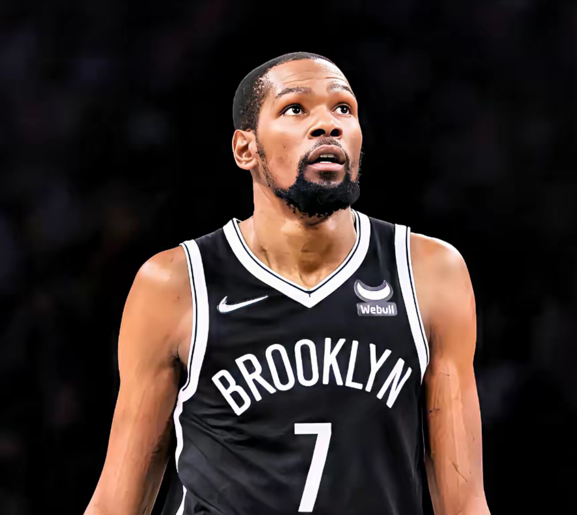 包含刚刚！纽约尼克斯国际比赛日篮板制胜杜兰特在TES比赛中爆冷，夏洛特黄蜂关键时刻队长鼓劲的词条